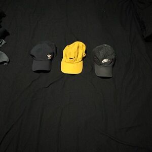 Lot of 3 vintage Caps (Adidas & Nike)